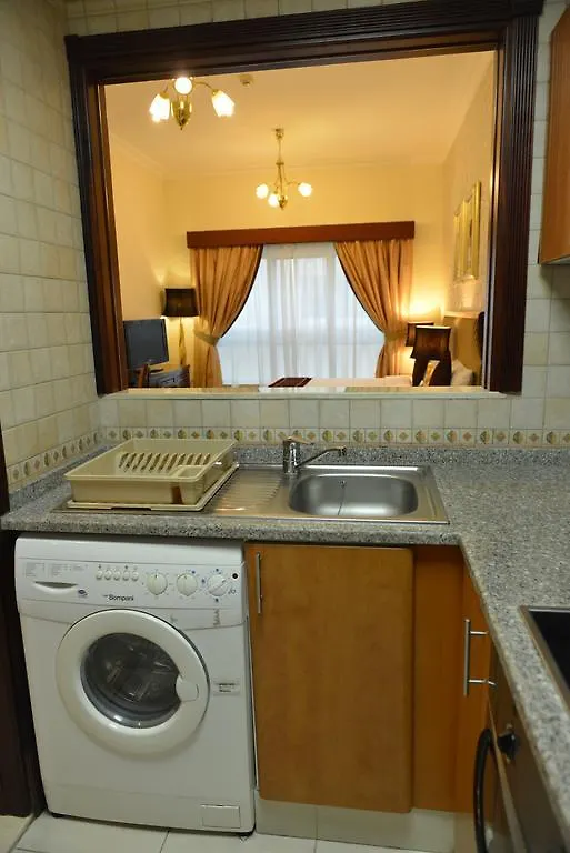 Al Manar Hotel Apartments Dubai 4*,
